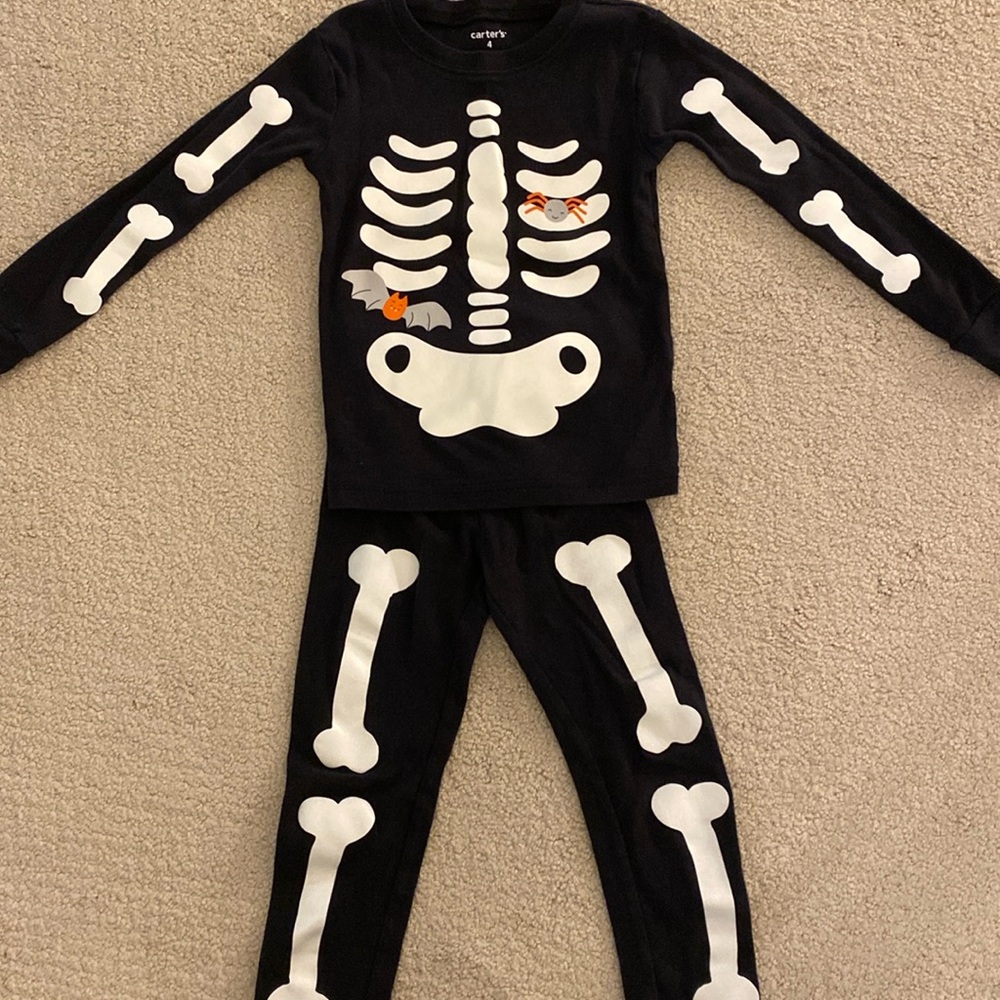 Carter’s Skeleton Snug Fit Halloween Pajamas 4